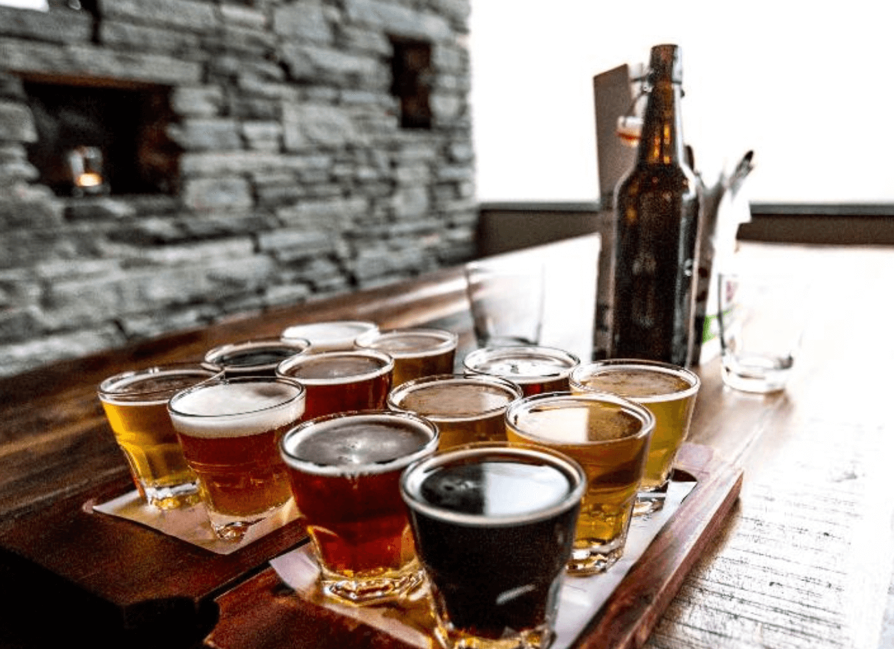 Smith’s Craft Beer House Special –  Flight of 4 beers for $20 (200ml)
